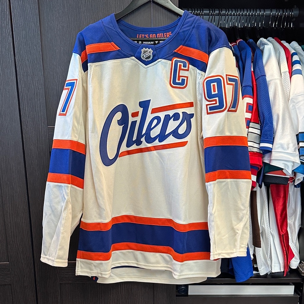 Connor McDavid Edmonton Oilers Fanatics Alternate Premium Jersey - Light Beige